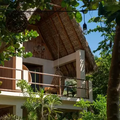 Casa Mariposa Beach Hotel