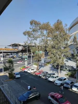 Plano de Departamento Cerca del Aeropuerto/ Buena Ubicación