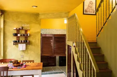 Plano de Cozy Refuge 3 Bd house steps from Santo Domingo