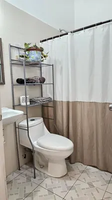 Un baño de Casa Inés/ Terraza/ Centro de Oaxaca