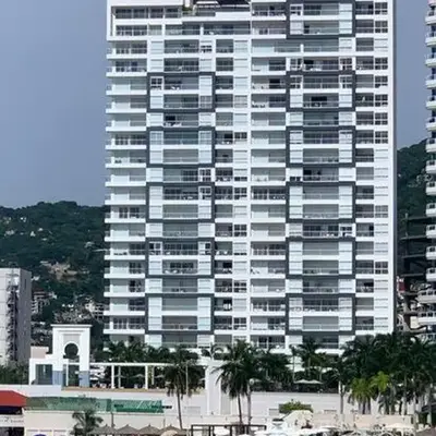 Departamento frente a la bahía