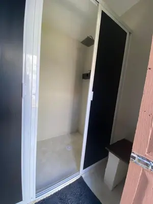 Un baño de Casa Cristal