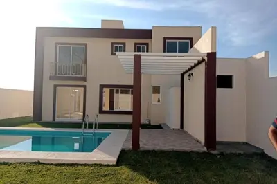 Piscina en o cerca de Hermosa Casa Alberca Climatizada por Paneles Solares
