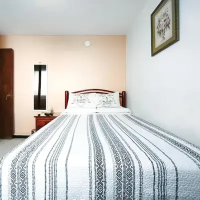 Cozy bedroom at 5 min Mexico City Airport T1 & T2
