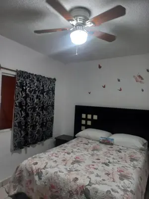 Cama o camas de una habitación en Cómodo & confortable apartamento. 5 minutos del aeropuerto