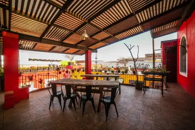 Un restaurante o sitio para comer en Collection O Al otro lado del rio, Puebla