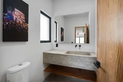 Un baño de Quiet La Punta Surf Villa
