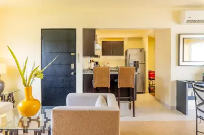 Una cocina o zona de cocina en Acapulco Great location Pool Gym and Smart TV
