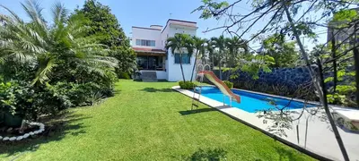 Piscina en o cerca de Casa con alberca privada y agradable jardín