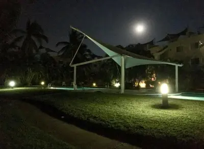 Jardín al aire libre en puente del mar, Acapulco Diamante