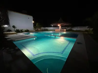 Piscina en o cerca de ¡Descubre tu oasis en Acapulco! Casa vacacional.