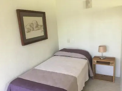 Cama o camas de una habitación en Double Bed, Queen size, small kitchen, terrace, wi-fi- air condition