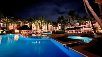 Piscina en o cerca de Depto acogedor en Acapulco Diamante - Sin daños por OTIS