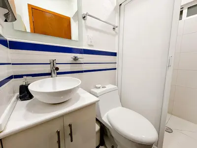 Un baño de Beautiful Apartment, Airport, Downtown, Foro Sol