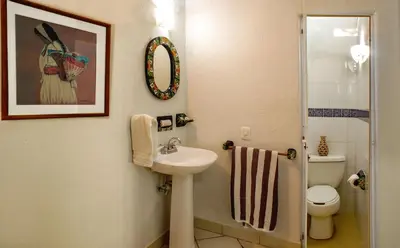 Un baño de Hotel Zandoyo Bed & Breakfast