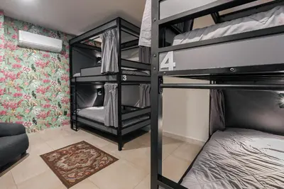 Plano de Bed in Mixed Room Herold Homes