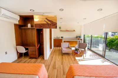 Zona de estar de KUKO SUITES