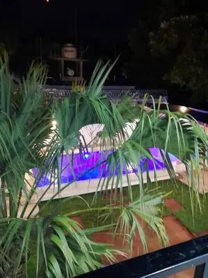 Piscina en o cerca de Casa Chikatana un lugar familiar y elegante a pasos de la playa Bacocho