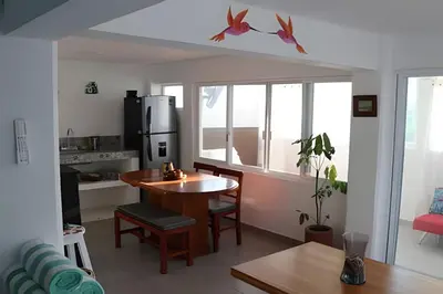 Una televisión o centro de entretenimiento en Valentina Salchi A Playas vírgenes Internet veloz