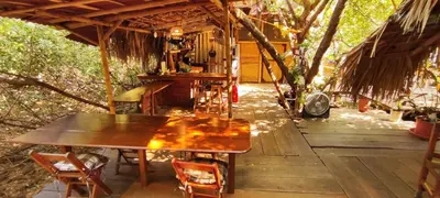 Un restaurante o sitio para comer en Cabaña Corazon Mazunte