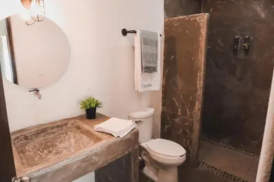 Un baño de Casa Kâi