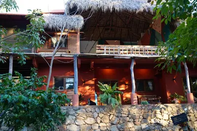 Edificio en el que se encuentra el lodge