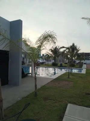 Piscina en o cerca de Bonito departamento planta baja en zona diamante