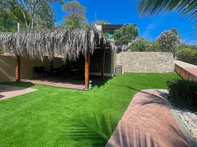 Jardín al aire libre en Casa Sofie Salchi-Tahueca