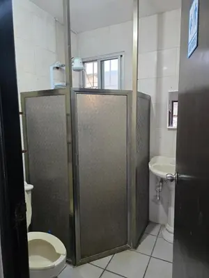 Un baño de Cómoda habitación Mar