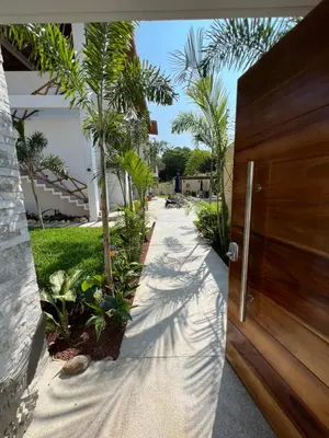 Jardín al aire libre en Casa Jubilee king suite main floor