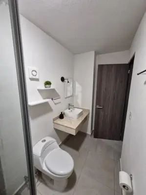 Un baño de Depto. con club de Playa