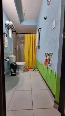 Un baño de Departamento Zona Gamer Frente al Aeropuerto