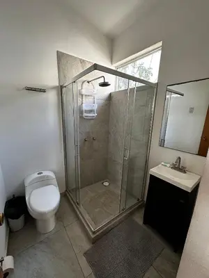 Un baño de Las Casitas Puerto Arista