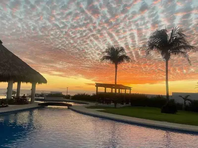Piscina en o cerca de Departamento Boutique con Club de Playa y 7 Albercas Diferentes
