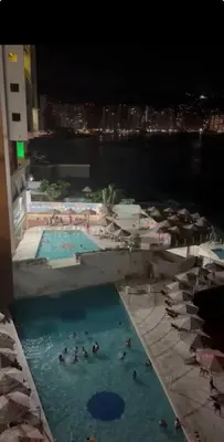 Piscina en o cerca de Torres Gemelas Suite VIP Frontal 607