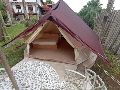 Jardín al aire libre en Glamping Campamento Cuetzalan