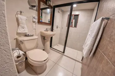 Un baño de Hotel Casa Yunenisa