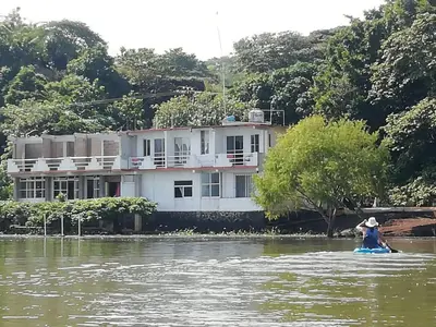 Paisaje cerca de este hotel