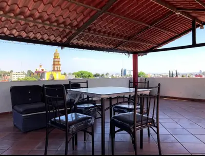 Un balcón o terraza de Habitación privada Leonera