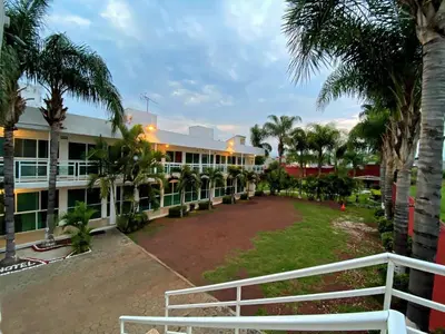 Jardín al aire libre en Hotel Cascada