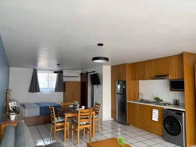Una cocina o zona de cocina en El Encanto Lofts