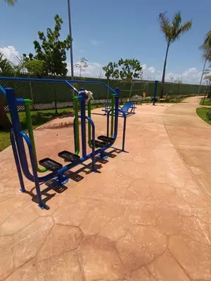 Zona de juegos infantil en Increíble departamento Club de Playa canchas de pádel para 8 huéspedes