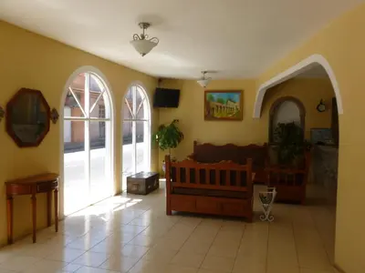 Zona de estar de Hotel del Rio