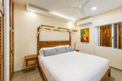 Cama o camas de una habitación en Beachfront in a peaceful Resort 8mi from Puerto Escondido
