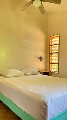 Cama o camas de una habitación en Charming Casa Pacifico with AC, Starlink and Great Location
