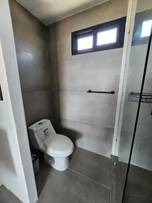 Un baño de Villa Galu - Alberca privada - a 100mts del Mar - 2 GrandesTerrazas