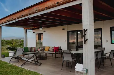 Un balcón o terraza de Villa Galu - Alberca privada - a 100mts del Mar - 2 GrandesTerrazas