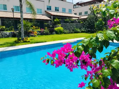 Piscina en o cerca de Cerca de Salones de Fiesta, con Alberca, AC e Internet