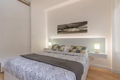 Cama o camas de una habitación en Quiet Stylish Studio, Smart TV, Six Flags 1k