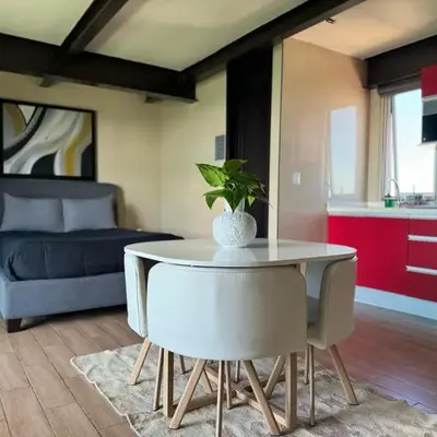 Luxury Rooftop SuiteB